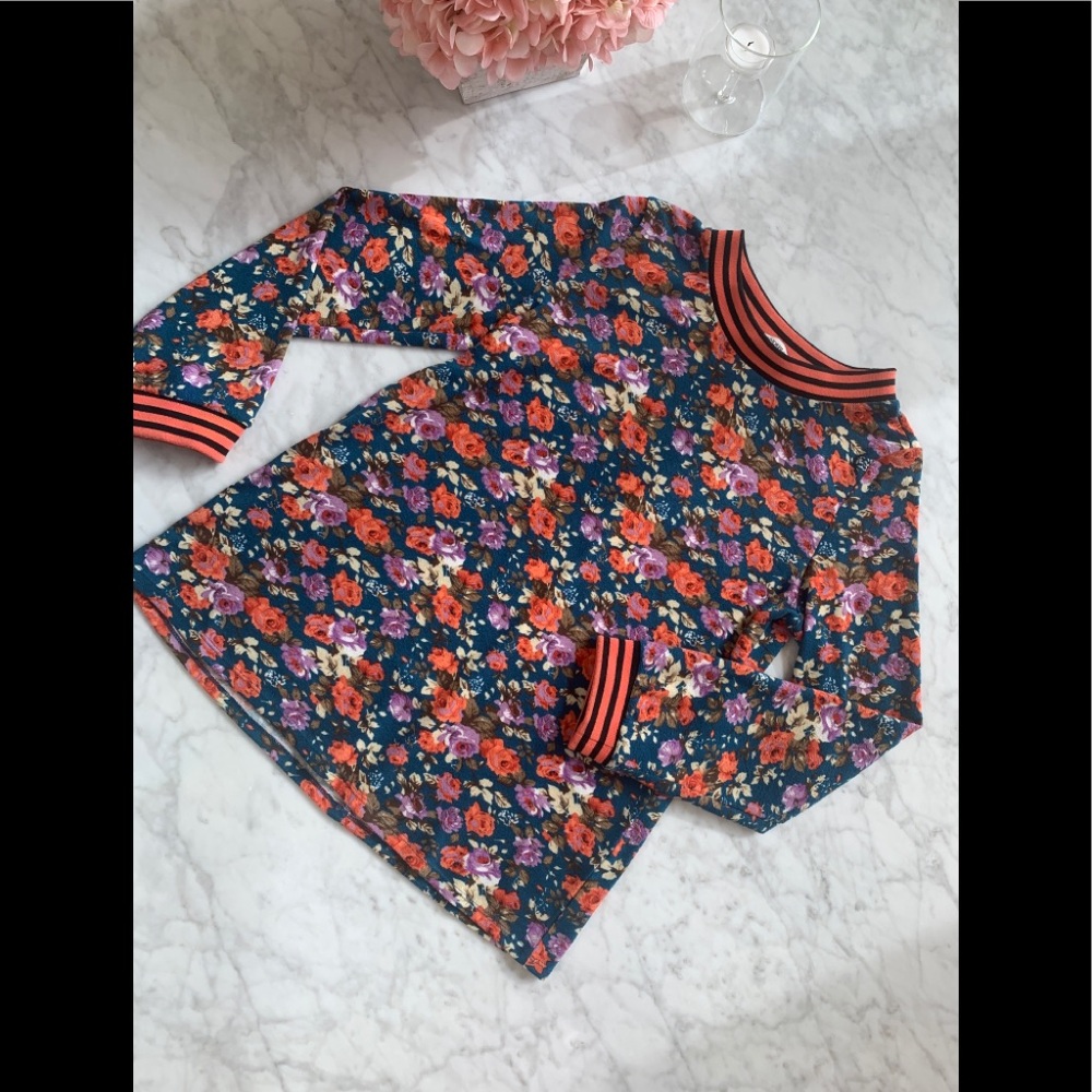 Wonderland by Orange sweater